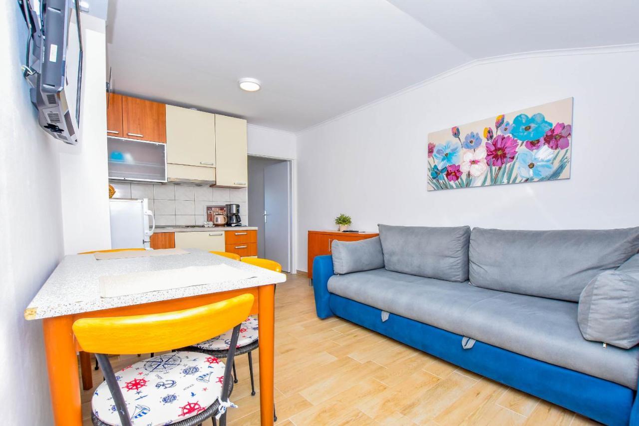 Apartments Mijo Murter Ngoại thất bức ảnh