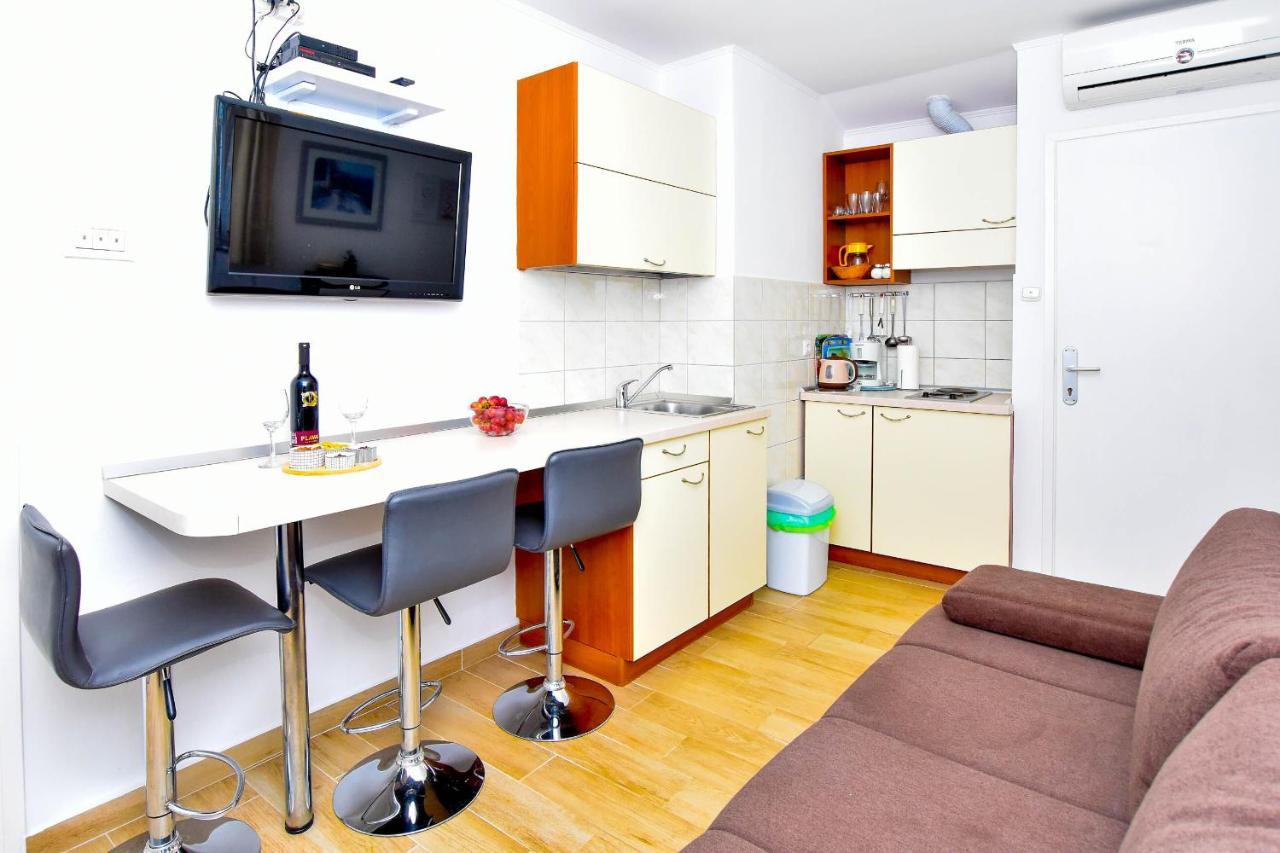 Apartments Mijo Murter Ngoại thất bức ảnh